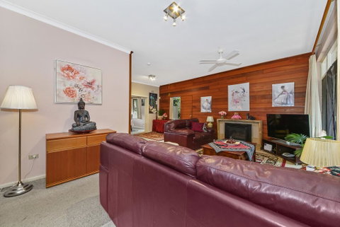 BEAUTIFUL HOLIDAY HOME CLOSE TO KU-RING-GAI CHASE NNT328 - New South Wales Tourism  2
