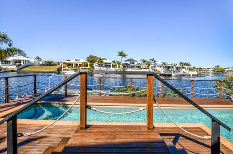 Beautiful Waterfront Home- CHELSEA - New South Wales Tourism  0