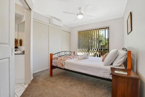 Beautiful Waterfront Home- CHELSEA - New South Wales Tourism  2