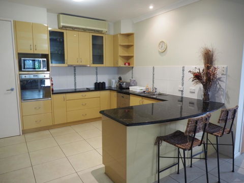 Bed And Breakfast With Airport Transfers And Rental Car - New South Wales Tourism  1
