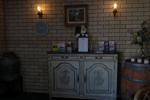 Bega Southtown Motor Inn - New South Wales Tourism  1