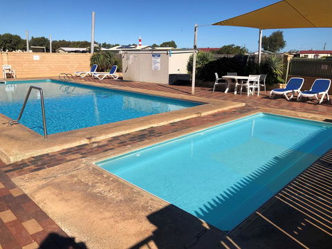 Belair Gardens Caravan Park - New South Wales Tourism  1