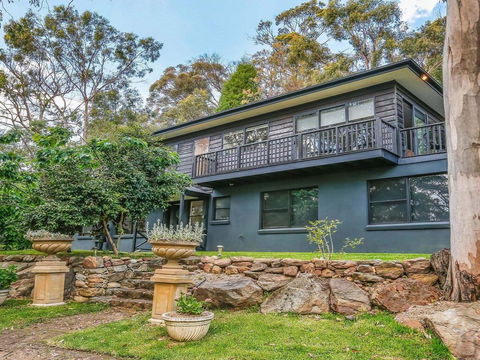 Bellara - Your Home Among The Gum Trees! - New South Wales Tourism  0