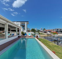 Belle Of Broadbeach - New South Wales Tourism 