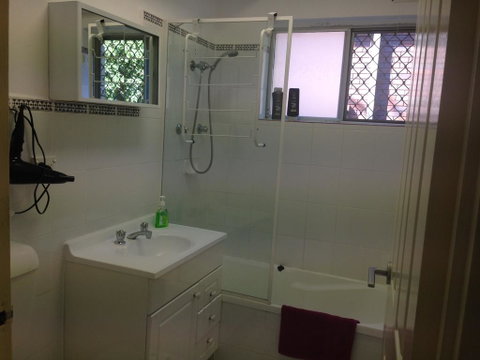 Bellevue Family Comforts, Amenities - New South Wales Tourism  2