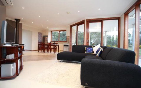 Bellfield Retreat - New South Wales Tourism  3