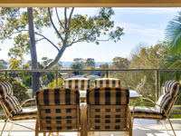 Bellima Beach House' 9 Jackson Close - huge duplex with air con and fabulous views
