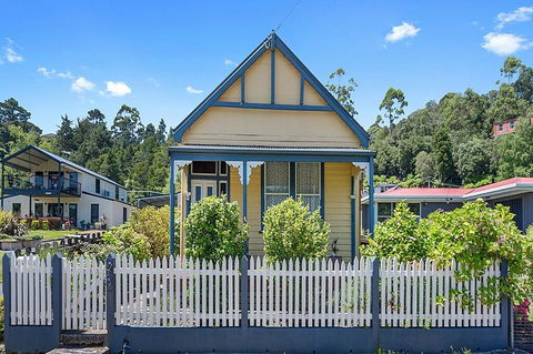 Benvenuti, To Comstock Cottage - New South Wales Tourism  2