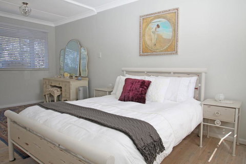 Berrara's Home Away From Home - New South Wales Tourism  1