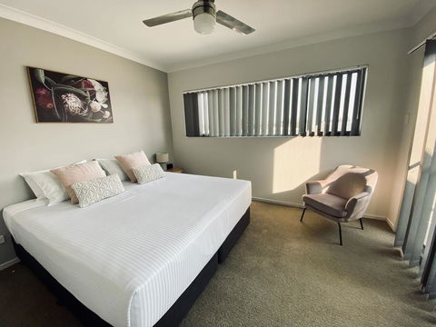 Best Western Plus North Lakes Hotel - New South Wales Tourism  2