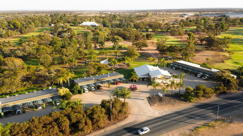 Big River Golf & Country Club - New South Wales Tourism  0