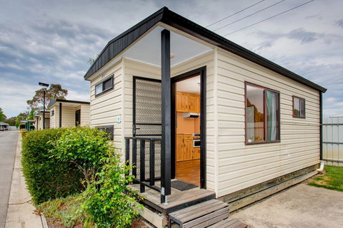 BIG4 Ballarat Goldfields Holiday Park - New South Wales Tourism  1