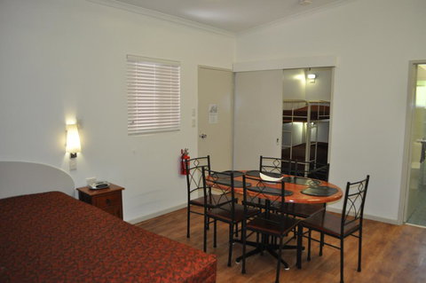 BIG4 MacDonnell Range Holiday Park - New South Wales Tourism  2