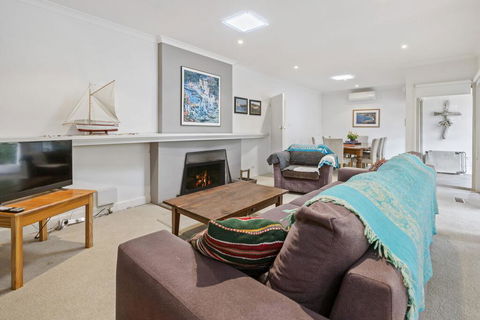 BIRDSONG - MORNINGTON - New South Wales Tourism  2