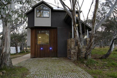 Blue Ice - New South Wales Tourism  0