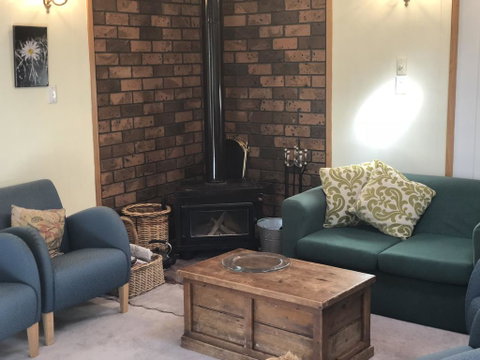 Blue Range Cottage - New South Wales Tourism  3