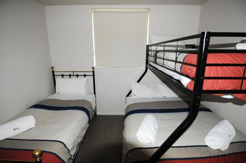 Blues Air 3A - New South Wales Tourism  2