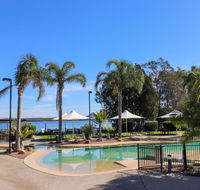 Bluewater Executive Villa in Raffertys Resort - New South Wales Tourism 