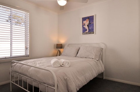 Boardwalk Apartment 6 - New South Wales Tourism  1