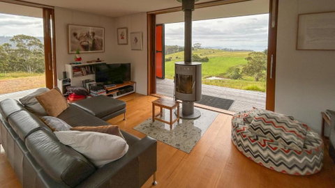 The Orange House - New South Wales Tourism  1