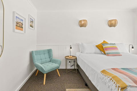 The Shore Motel Milang - New South Wales Tourism  0