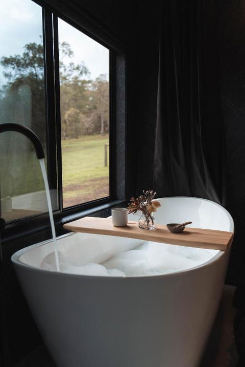 Tiny Cabin Fiona In Serpentine - New South Wales Tourism  1