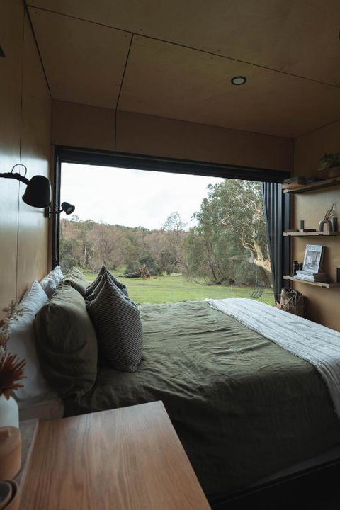 Tiny Cabin Fiona In Serpentine - New South Wales Tourism  2