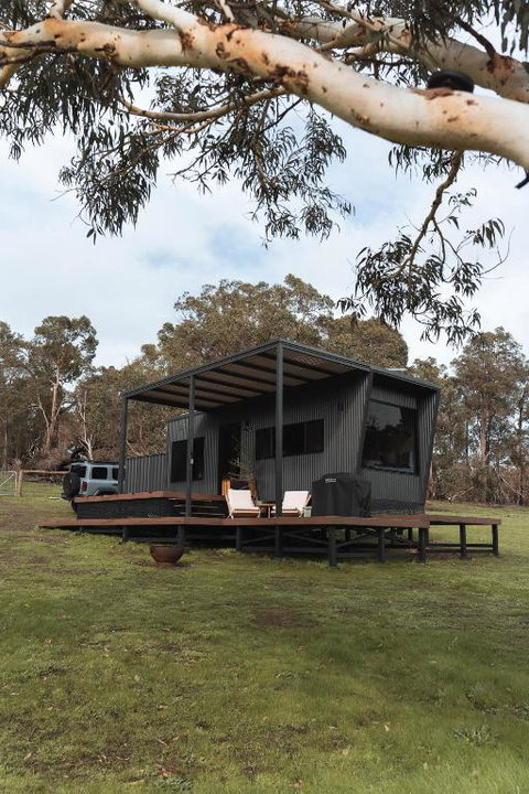 Tiny Cabin Fiona In Serpentine - New South Wales Tourism  0