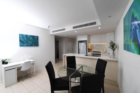 WATERFRONT DARWIN TROPICAL GEM - New South Wales Tourism  2