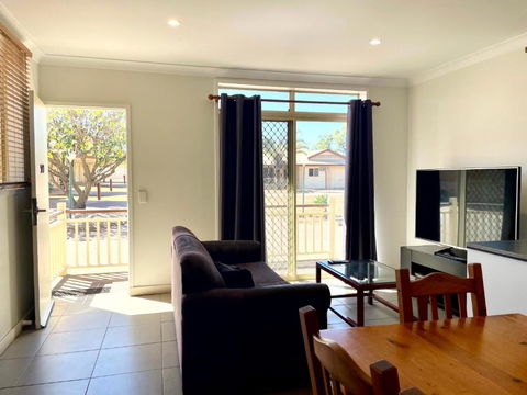 Western Heritage Motor Inn - New South Wales Tourism  1