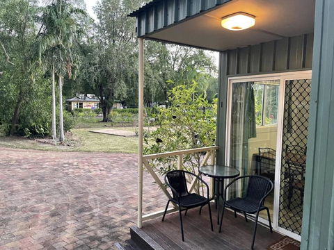 Darwin Boomerang Motel And Caravan Park - New South Wales Tourism  3