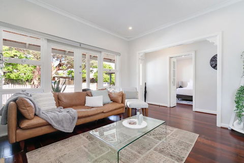 Guildford Cottage By Swan Bnb Management - New South Wales Tourism  1