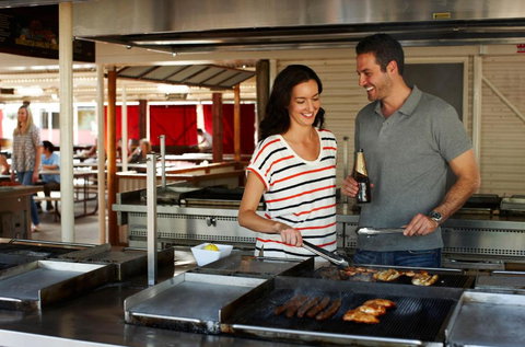 Outback Hotel - New South Wales Tourism  3