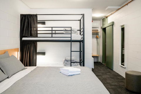 YHA Thredbo - New South Wales Tourism  1