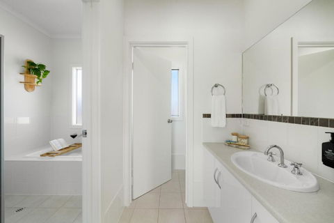 YARLU By Silver Sands - New South Wales Tourism  1