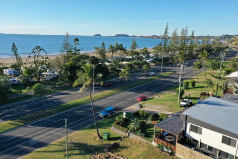 Yeppoon Beachhouse - New South Wales Tourism  0