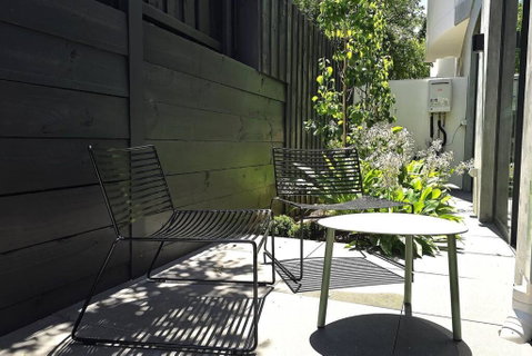 Your 2 Bed Hampton Haven With Parking - New South Wales Tourism  1