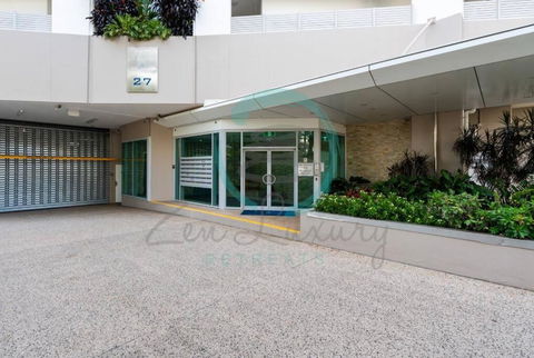 ZEN Tree Blossom: 3-BR Luxury Apt Near Waterfront - New South Wales Tourism  1