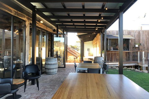 Beer, Wine And Gin (The Ultimate Tastings.) - New South Wales Tourism  4