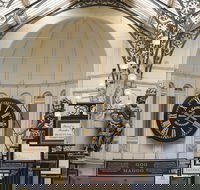 Melbourne Cathedrals and Parklands tour