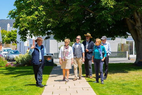 Grand Hobart Walking Tour - New South Wales Tourism  2