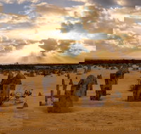 Pinnacle Desert Sunset and Night-time Stargazing Tour from Perth - New South Wales Tourism 