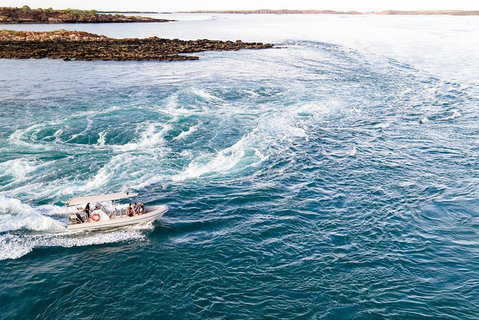 Cape Leveque, Sea Safari And Aboriginal Communities From Broome - New South Wales Tourism  3