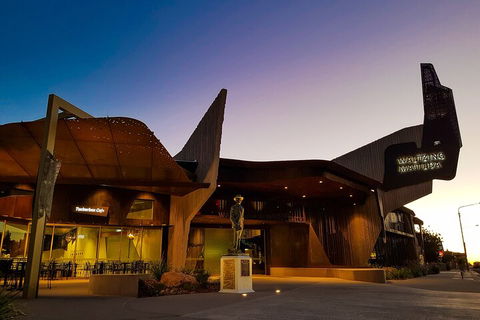 8-Day Outback Experience From Queensland - New South Wales Tourism  4