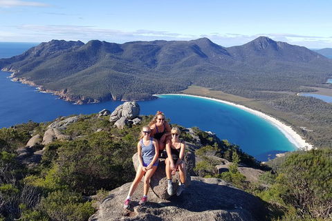 2-Day Tas East Coast Escape Tour Including Bay Of Fires, Wineglass Bay & Devils - New South Wales Tourism  1