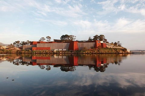 Hobart City Sightseeing Tour Including MONA Admission - New South Wales Tourism  2
