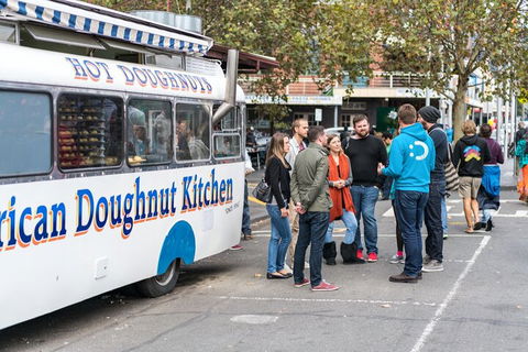 Private Tour Of Melbourne - New South Wales Tourism  5