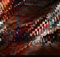 Melbourne After Dark 2-hour walking tour