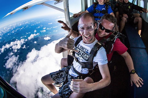 Reef And Rainforest Tandem Sky Dive In Cairns - New South Wales Tourism  2