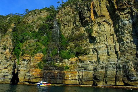 Tasman Island Cruises And Port Arthur Historic Site Day Tour From Hobart - New South Wales Tourism  5